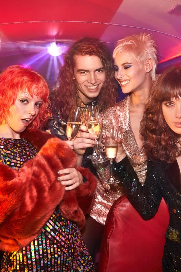 Partyfrisuren-Männer-Frauen-selber-machen-Klipp