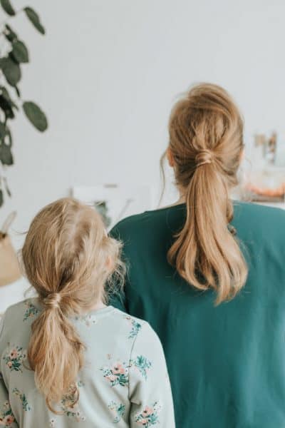 3 Blitzschnelle Frisuren Unter 3 Min Fur Mamas Tochter Friseurblog